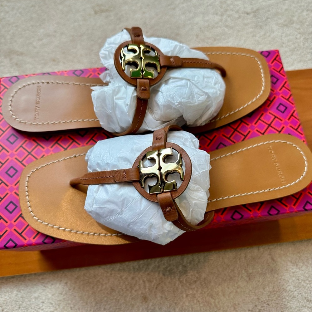 Tory Burch Miller w/ Gold Metal Logo